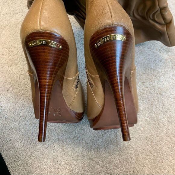 MICHAEL Kors camel brown leather high heel platform slouchy ruched boots Sz 10 - Picture 9 of 13